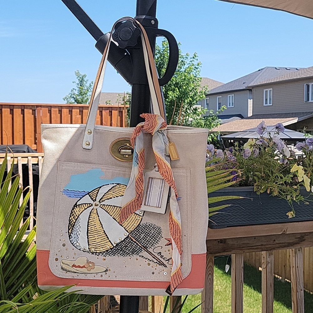 Coach umbrella theme canvas prints Beach tote bag